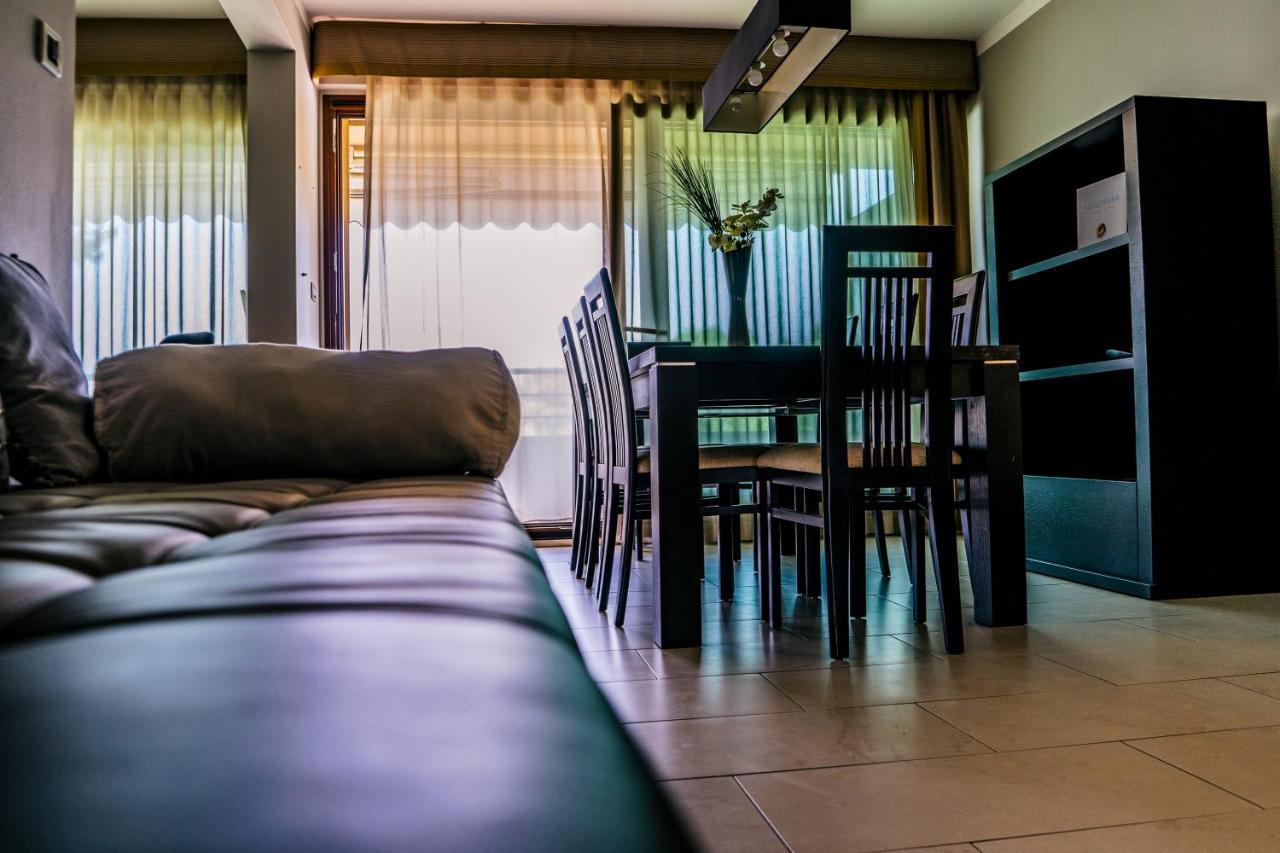 Sunset Apartments โปดสตรานา ภายนอก รูปภาพ