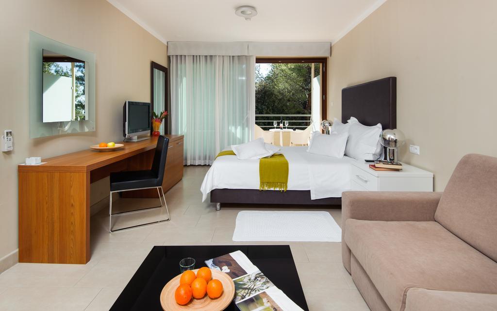 Sunset Apartments โปดสตรานา ภายนอก รูปภาพ